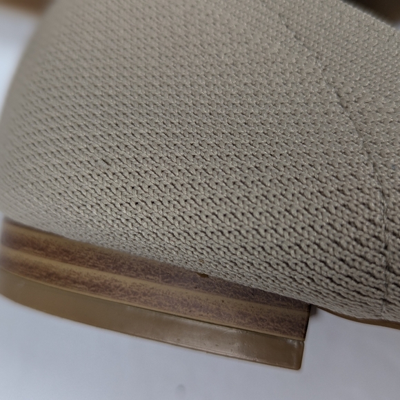 Torrid Beige Mesh Woven Loafers Slip On Flats Size 8WW Casual Weekend - Picture 6 of 12